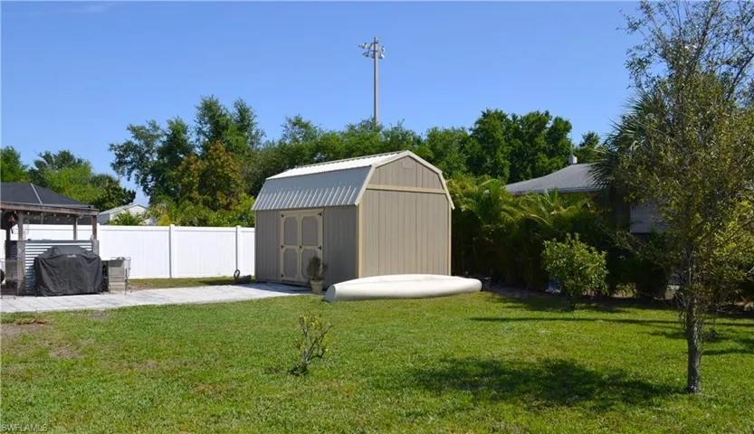 1 NE 22nd AVE, CAPE CORAL FL 33909