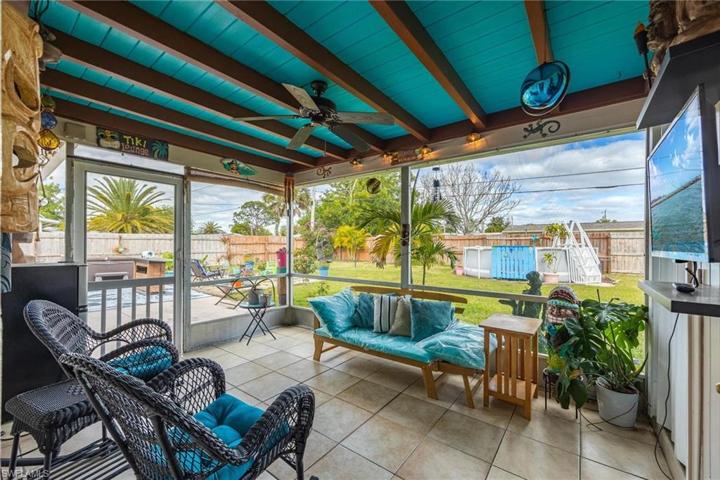 403  Penn W RD, Lehigh Acres, FL 33936
