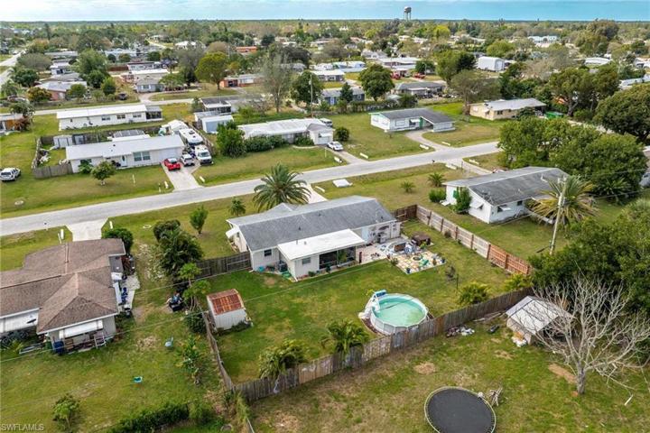 403  Penn W RD, Lehigh Acres, FL 33936