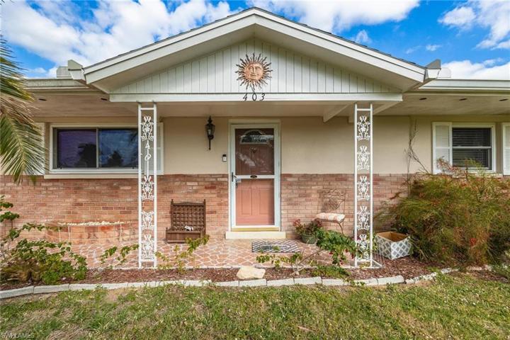 403  Penn W RD, Lehigh Acres, FL 33936