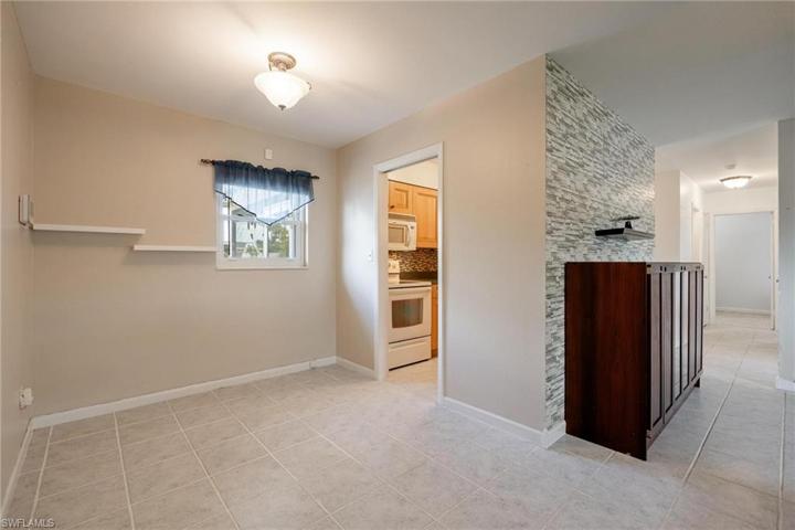 403  Penn W RD, Lehigh Acres, FL 33936