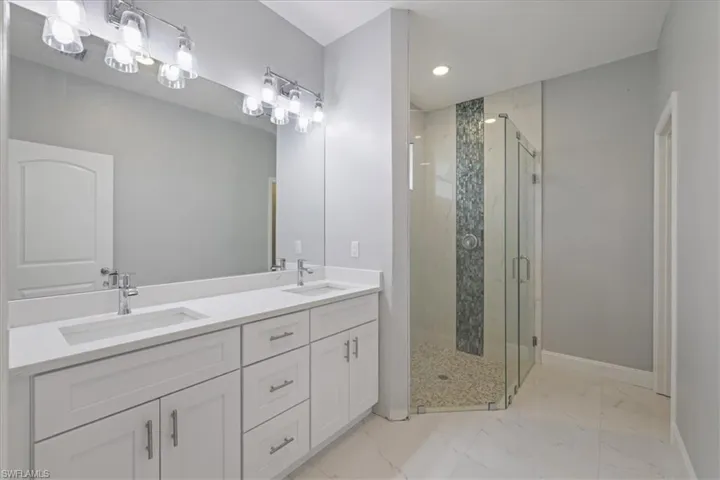 2700 25th St Sw, Lehigh Acres, Florida 33976