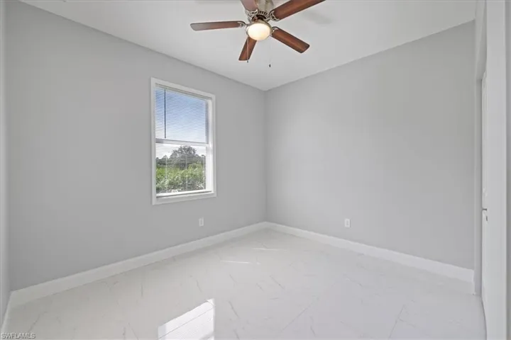 2700 25th St Sw, Lehigh Acres, Florida 33976