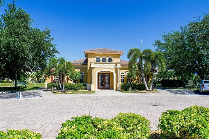 4135 Residence Dr 620, Fort Myers, Florida 33901