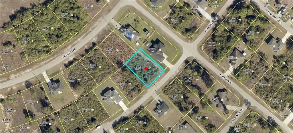 943 Gregory St E, Lehigh Acres, Florida 33974