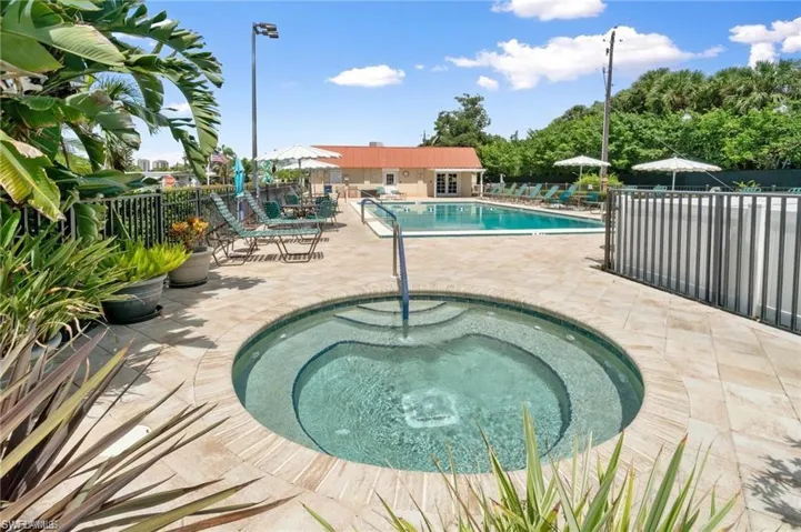 Hot tub /Spa