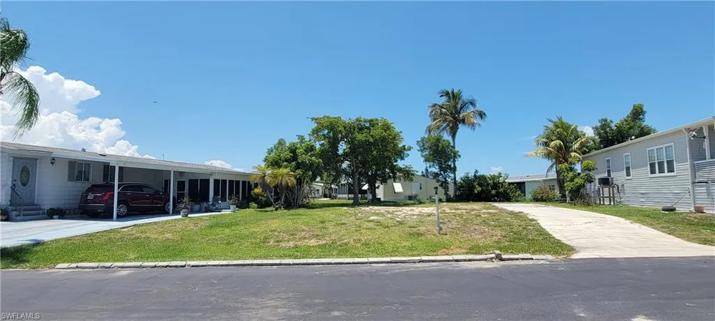 View of front of the vacant lot 65 feet by 104 feet deep
