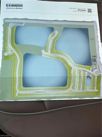 847 Stonewater Lake Ter W, Cape Coral, Florida 33993