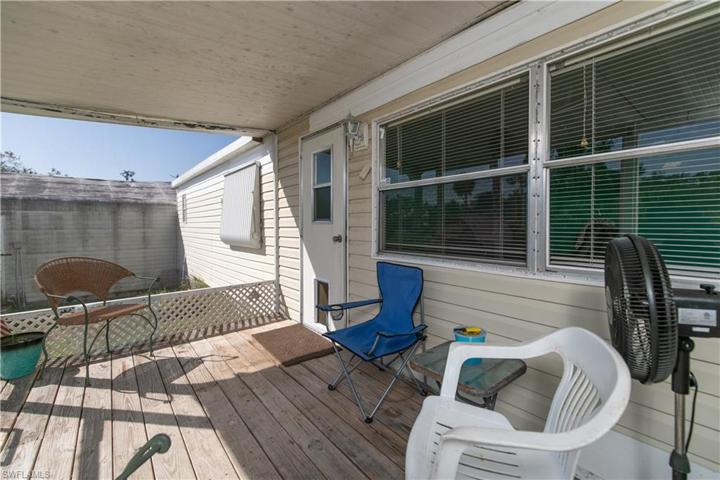 Screened Front Porch