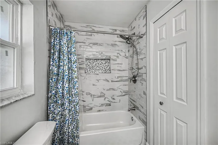 Updated Guest Bathroom