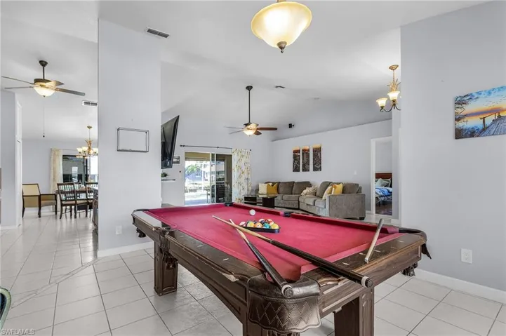 508 Se 9th Pl, Cape Coral, Florida 33990
