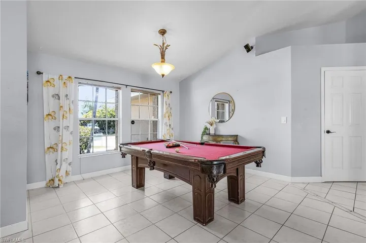508 Se 9th Pl, Cape Coral, Florida 33990
