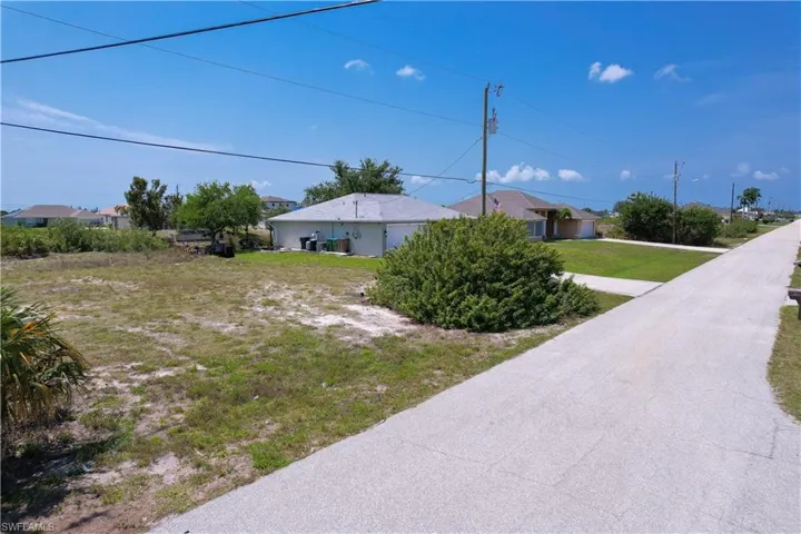 2014 Nw 4th St, Cape Coral Fl 33993