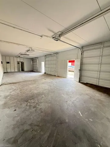 27  Cardinal  DR, North Fort Myers, FL 33917