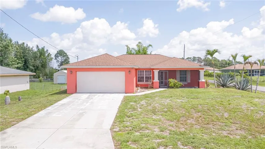 2900 8th St Sw, Lehigh Acres, Florida 33976