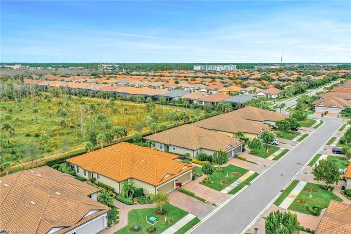 8087 Calle Canovas ST, NAPLES FL 34114