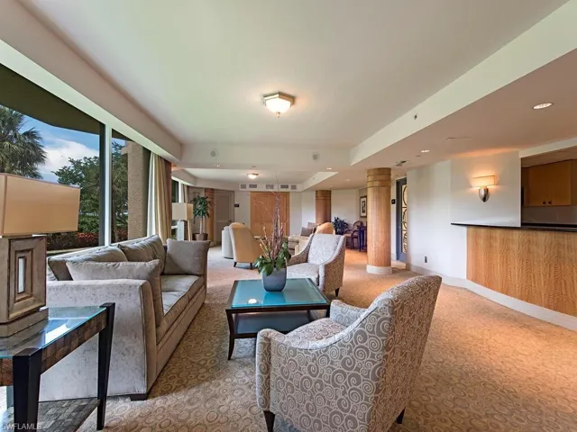 4041  Gulf Shore N BLVD, Naples, FL 34103