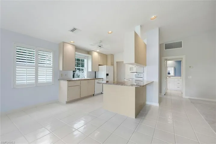 3556  El Verdado  CT, Naples, FL 34109