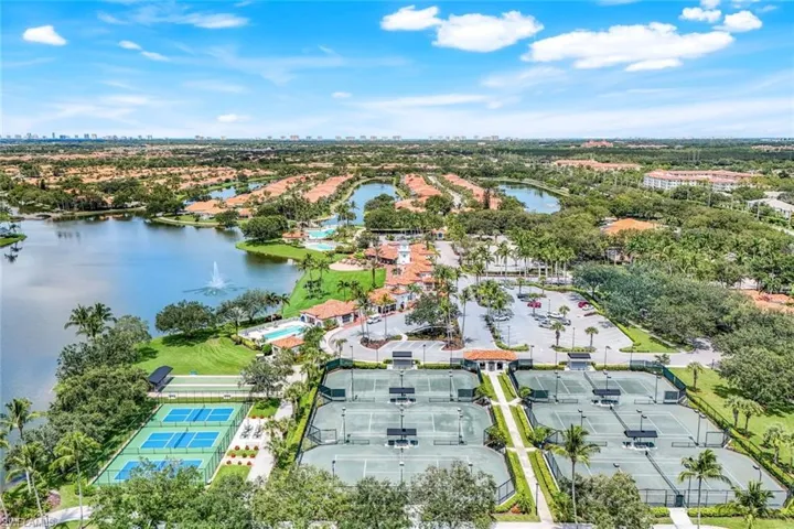 3556  El Verdado  CT, Naples, FL 34109