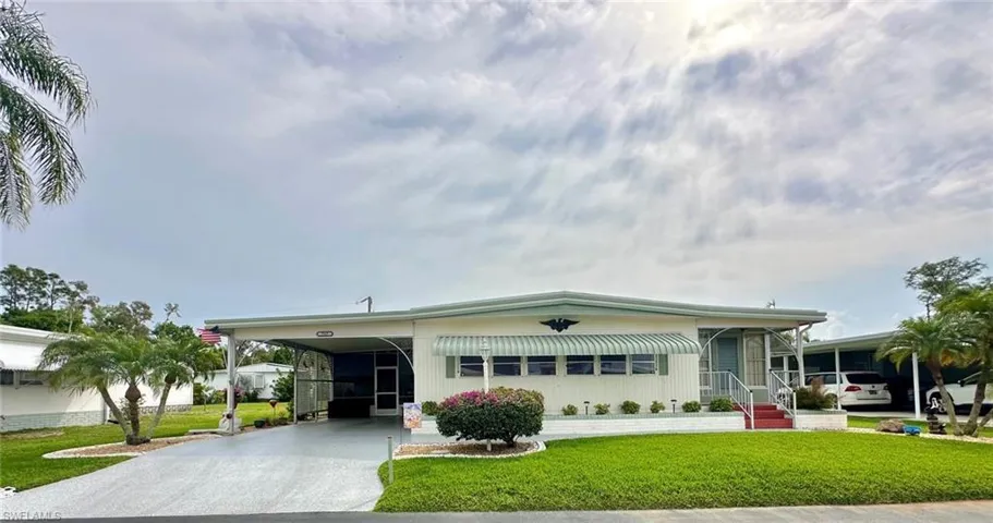 SPACIOUS 2 Bedroom 2 Bathroom BEAUTY on arguably the BEST STREET in Lazy Days Village!