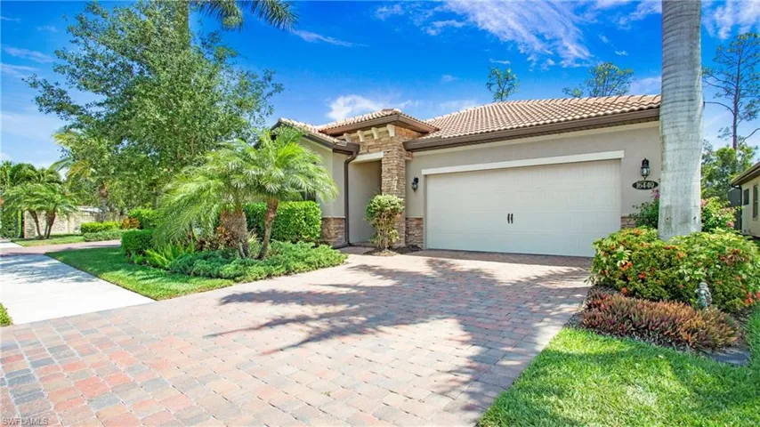 16440  Aberdeen  WAY, Naples, FL 34110