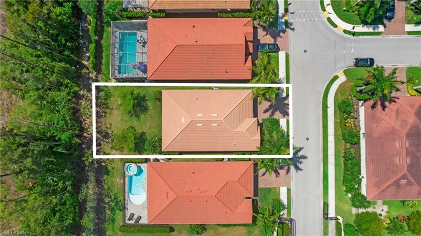 16440  Aberdeen  WAY, Naples, FL 34110