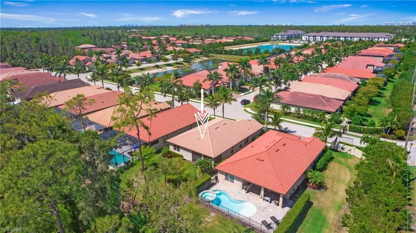 16440  Aberdeen  WAY, Naples, FL 34110