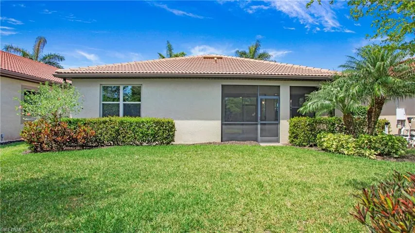 16440  Aberdeen  WAY, Naples, FL 34110