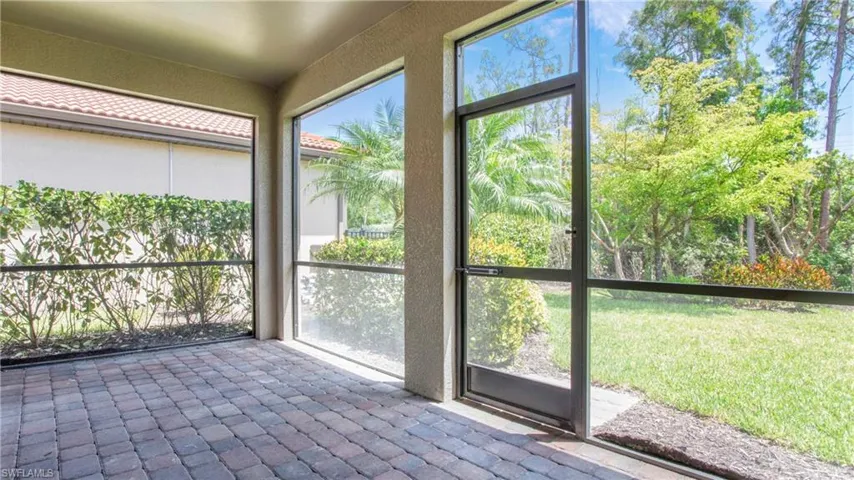 16440  Aberdeen  WAY, Naples, FL 34110