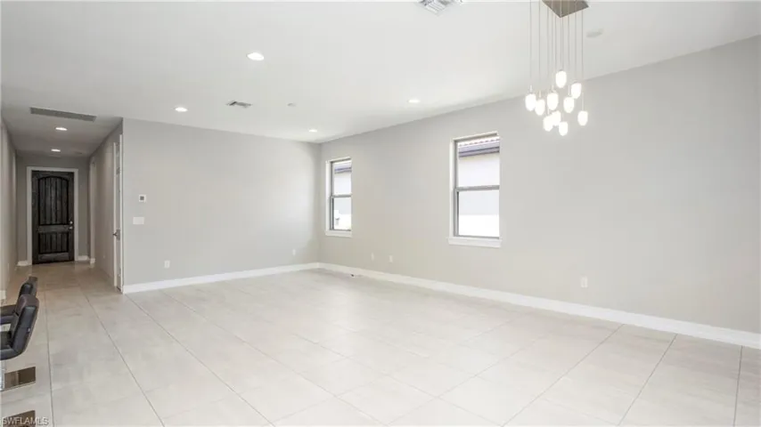 16440  Aberdeen  WAY, Naples, FL 34110