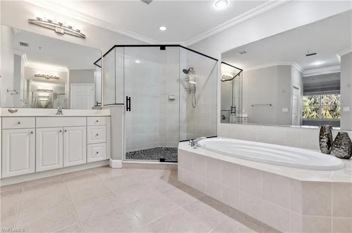 18900 Bay Woods Lake Dr 203, Fort Myers, Florida 33908