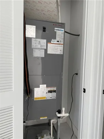 Utility room with heating unit