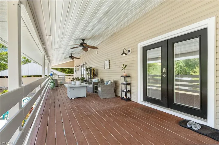 19180 Four Wheel Dr, North Fort Myers, Florida 33917