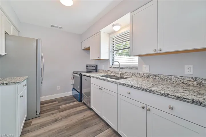 17495  Ellie  DR, Fort Myers, FL 33967