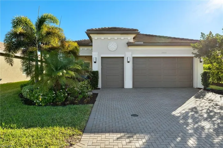 This is a SPECTACULAR Cabernet with 3 BR and 2.5 baths!