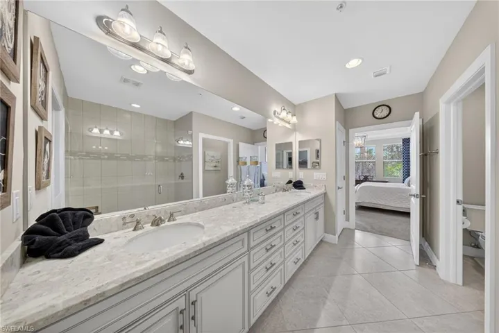 1590  Oceania S DR, Naples, FL 34113