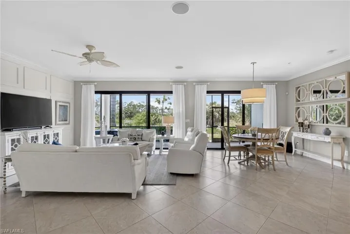 1590  Oceania S DR, Naples, FL 34113