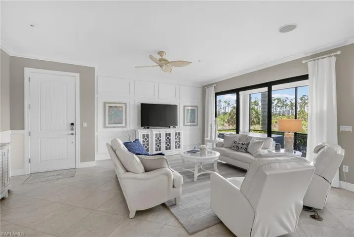 1590  Oceania S DR, Naples, FL 34113