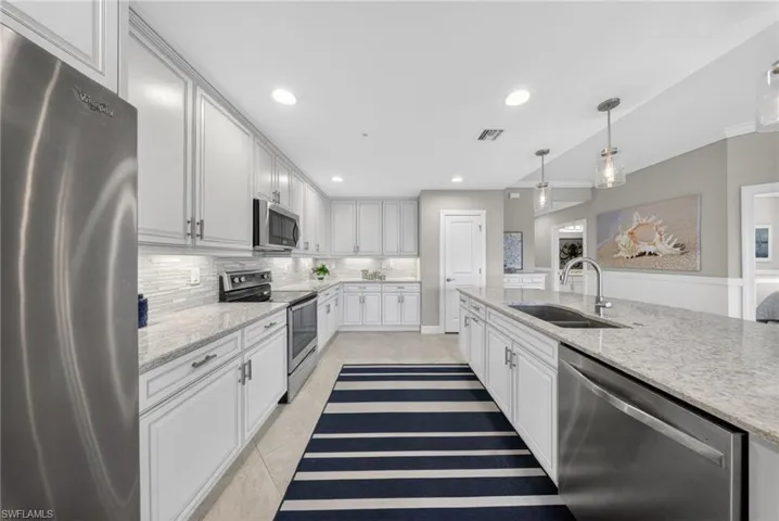 1590  Oceania S DR, Naples, FL 34113