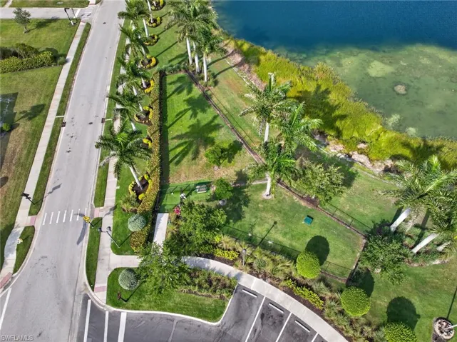 1590  Oceania S DR, Naples, FL 34113