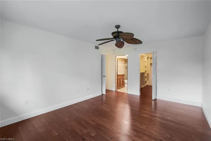 4160  Crayton  RD, Naples, FL 34103