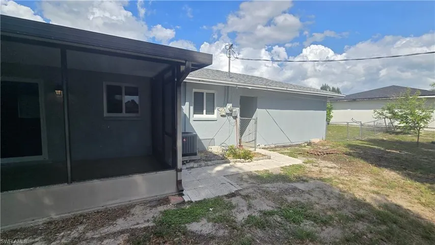 18448 Iris Rd, Fort Myers, Florida 33967