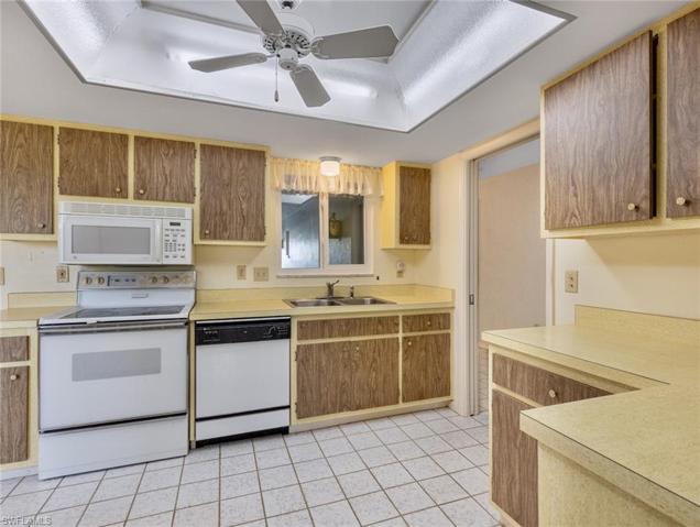 1522  Tredegar  DR, Fort Myers, FL 33919