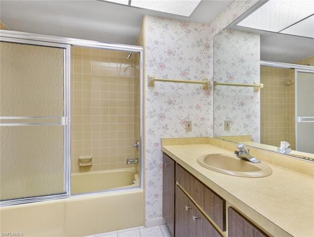 1522  Tredegar  DR, Fort Myers, FL 33919