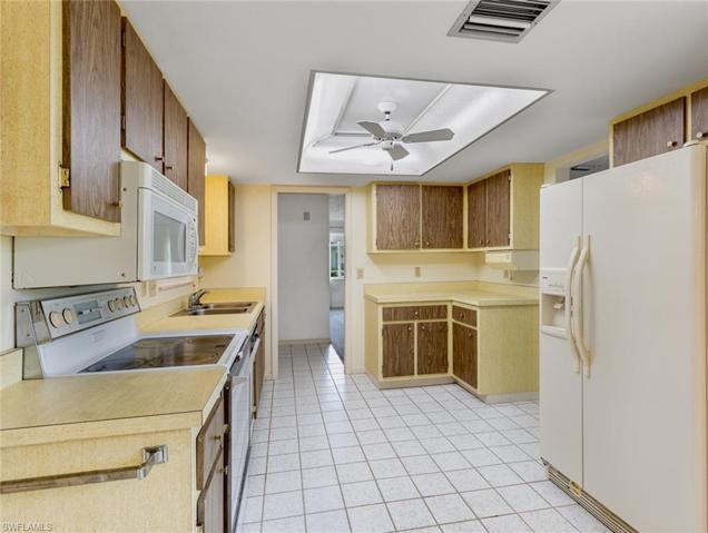 1522  Tredegar  DR, Fort Myers, FL 33919