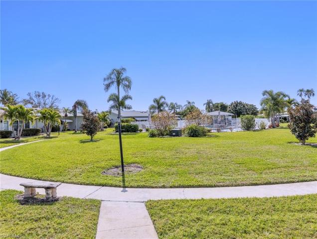 1522  Tredegar  DR, Fort Myers, FL 33919