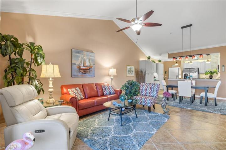1076  Winding Pines  CIR, Cape Coral, FL 33909