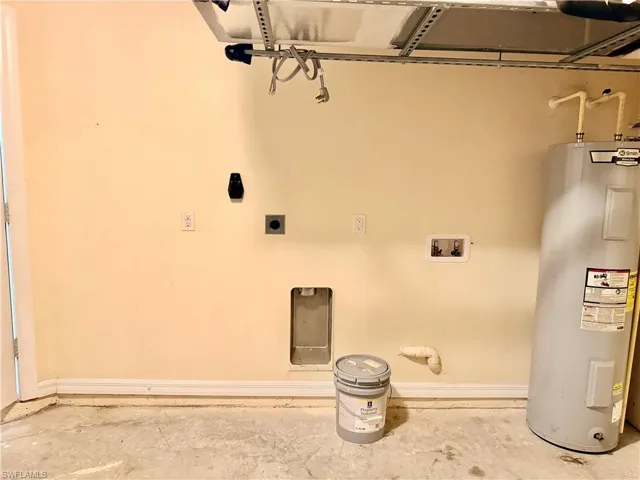 1044 Ne 8th Pl 1104, Cape Coral, Florida 33909