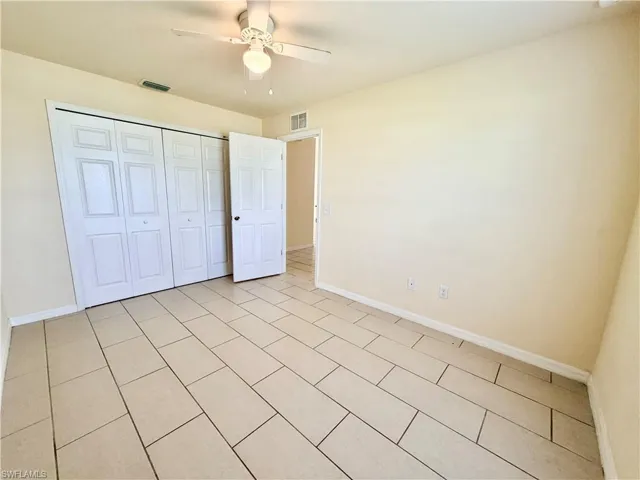 1044 Ne 8th Pl 1104, Cape Coral, Florida 33909