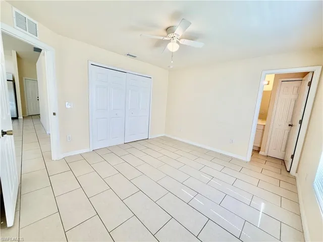 1044 Ne 8th Pl 1104, Cape Coral, Florida 33909